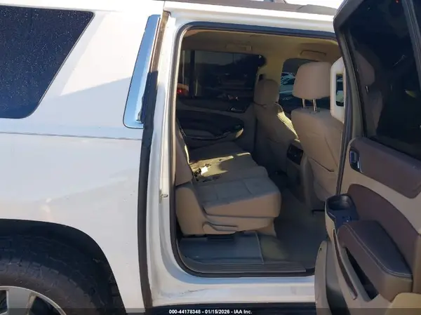 1GNSCGKC3HR341858 2017 CHEVROLET SUBURBAN - Image 8