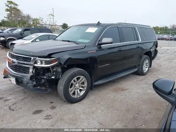 1GNSCGKC4HR289284 2017 CHEVROLET SUBURBAN - Image 2