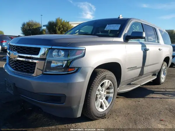 1GNSCGKC5JR384376 2018 CHEVROLET SUBURBAN - Image 2