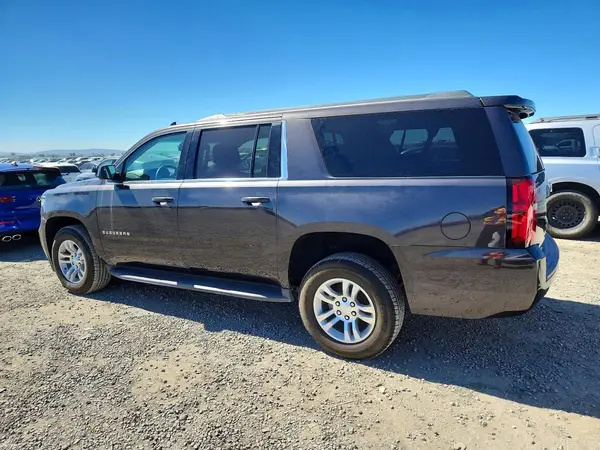 1GNSCGKC6JR190889 2018 CHEVROLET SUBURBAN - Image 2