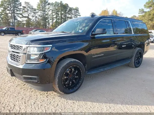 1GNSCGKC6JR214124 2018 CHEVROLET SUBURBAN - Image 2