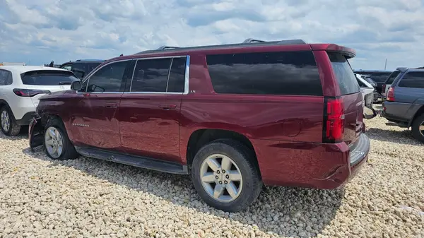 1GNSCGKC7GR448779 2016 CHEVROLET SUBURBAN - Image 2