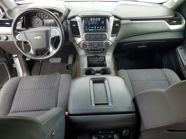 1GNSCGKC7JR155939 2018 CHEVROLET SUBURBAN - Image 8