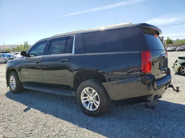 1GNSCGKC7JR218960 2018 CHEVROLET SUBURBAN - Image 2