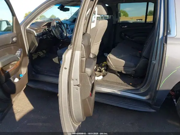 1GNSCGKC7KR399298 2019 CHEVROLET SUBURBAN - Image 8