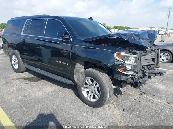 1GNSCGKC9JR327405 2018 CHEVROLET SUBURBAN - Image 1