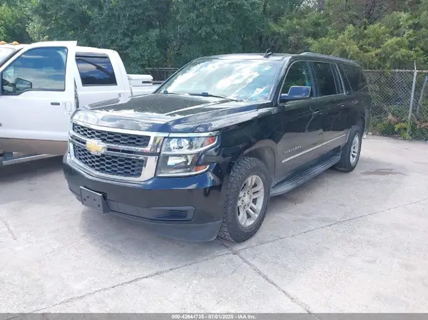 1GNSCHKC0GR258795 2016 CHEVROLET SUBURBAN - Image 2