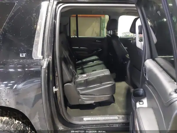 1GNSCHKC0HR133734 2017 CHEVROLET SUBURBAN - Image 8
