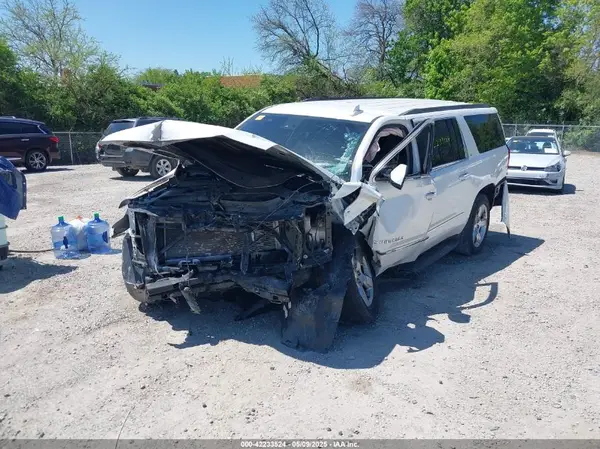 1GNSCHKC0HR252447 2017 CHEVROLET SUBURBAN - Image 2