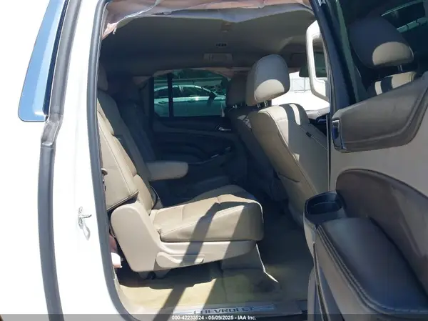 1GNSCHKC0HR252447 2017 CHEVROLET SUBURBAN - Image 8