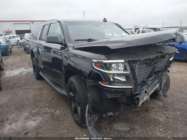 1GNSCHKC0HR283570 2017 CHEVROLET SUBURBAN - Image 1