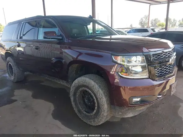 1GNSCHKC0HR351186 2017 CHEVROLET SUBURBAN - Image 1