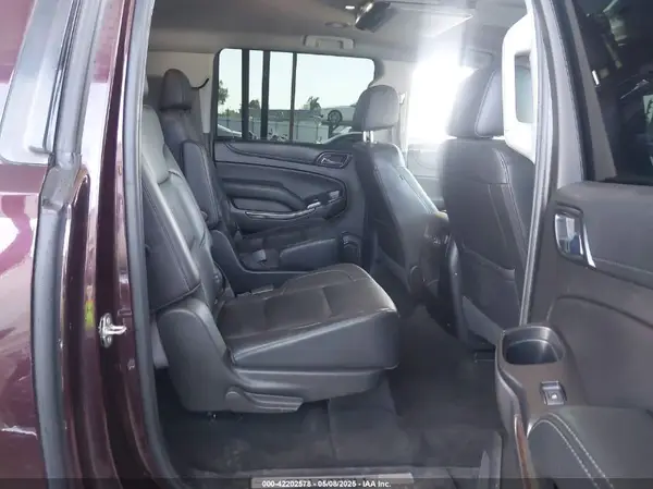 1GNSCHKC0HR351186 2017 CHEVROLET SUBURBAN - Image 8