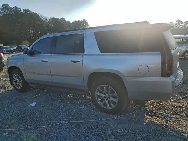 1GNSCHKC0JR126756 2018 CHEVROLET SUBURBAN - Image 2