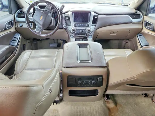 1GNSCHKC0JR223827 2018 CHEVROLET SUBURBAN - Image 8