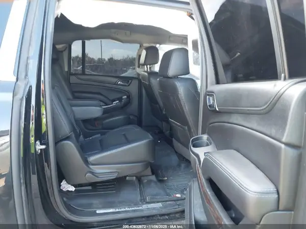 1GNSCHKC0JR317867 2018 CHEVROLET SUBURBAN - Image 8
