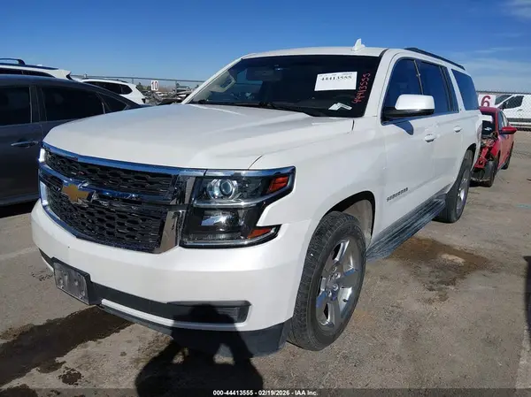 1GNSCHKC0KR330328 2019 CHEVROLET SUBURBAN - Image 2