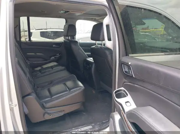 1GNSCHKC0KR380047 2019 CHEVROLET SUBURBAN - Image 8