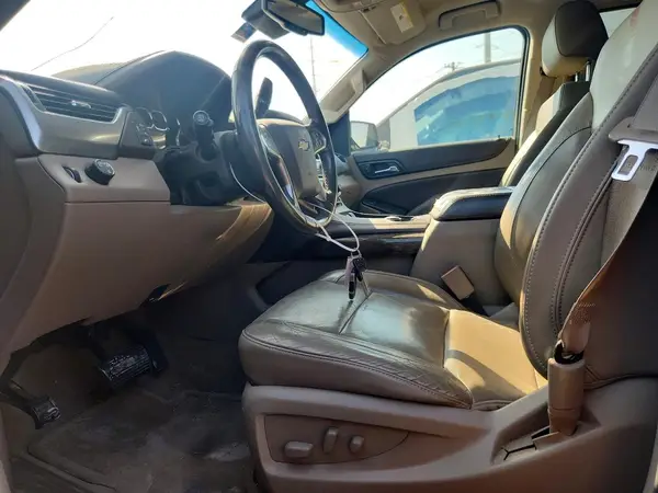 2016 CHEVROLET SUBURBAN auction photo 7