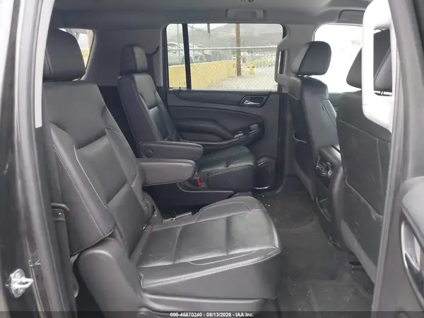 2016 CHEVROLET SUBURBAN auction photo 8