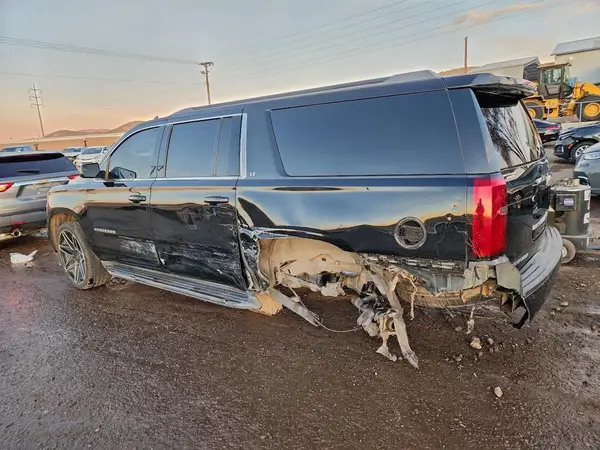 1GNSCHKC1GR464143 2016 CHEVROLET SUBURBAN - Image 2
