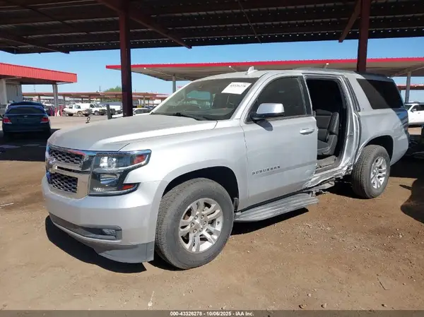 1GNSCHKC1GR471688 2016 CHEVROLET SUBURBAN - Image 2
