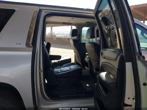 1GNSCHKC1GR471688 2016 CHEVROLET SUBURBAN - Image 8