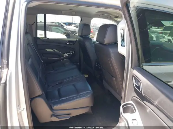 1GNSCHKC1HR163583 2017 CHEVROLET SUBURBAN - Image 8