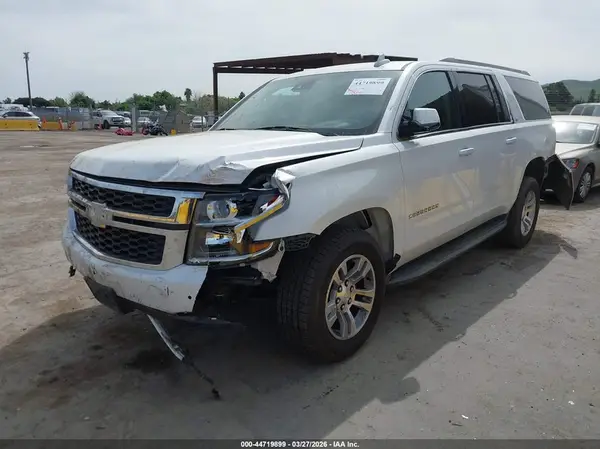 1GNSCHKC1HR248469 2017 CHEVROLET SUBURBAN - Image 2