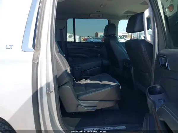1GNSCHKC1HR318309 2017 CHEVROLET SUBURBAN - Image 8