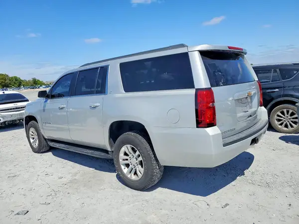 1GNSCHKC1JR142562 2018 CHEVROLET SUBURBAN - Image 2