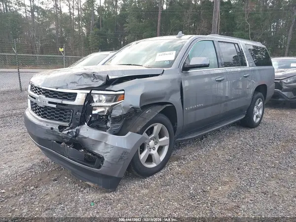 1GNSCHKC1JR253757 2018 CHEVROLET SUBURBAN - Image 2