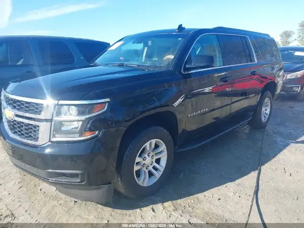 1GNSCHKC1JR401079 2018 CHEVROLET SUBURBAN - Image 2