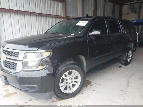 1GNSCHKC1KR132180 2019 CHEVROLET SUBURBAN - Image 2