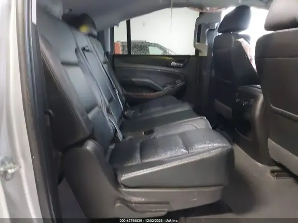 1GNSCHKC1KR176583 2019 CHEVROLET SUBURBAN - Image 8