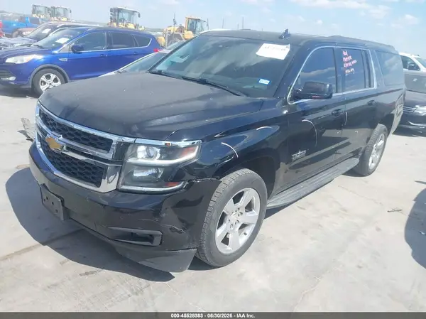 1GNSCHKC2GR307964 2016 CHEVROLET SUBURBAN - Image 2