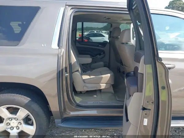1GNSCHKC2GR429630 2016 CHEVROLET SUBURBAN - Image 8
