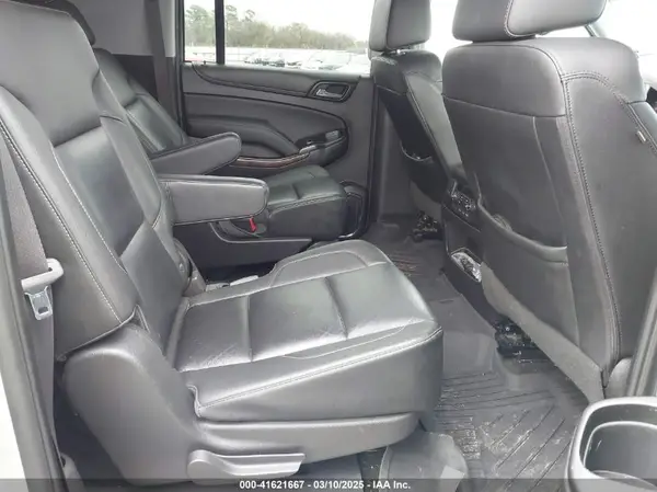 1GNSCHKC2HR251008 2017 CHEVROLET SUBURBAN - Image 8