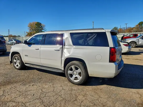 1GNSCHKC2JR136642 2018 CHEVROLET SUBURBAN - Image 2