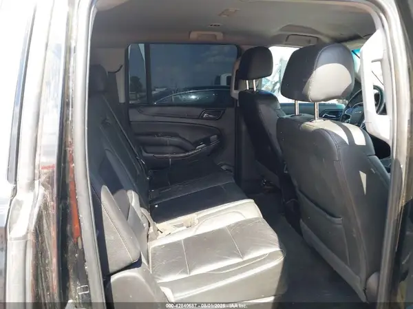 1GNSCHKC2JR238331 2018 CHEVROLET SUBURBAN - Image 8