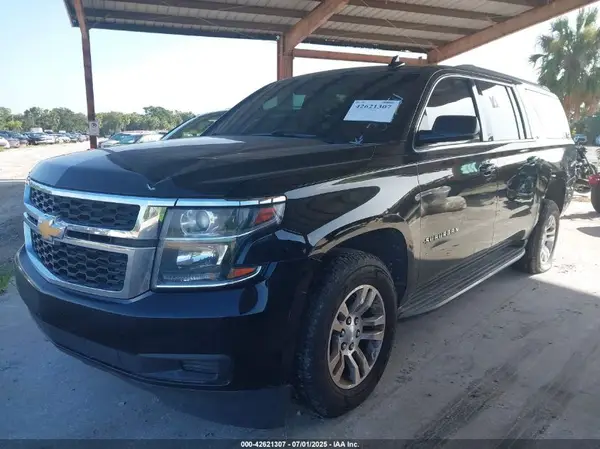 1GNSCHKC2JR348151 2018 CHEVROLET SUBURBAN - Image 2