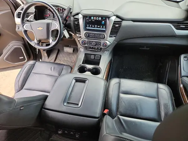 1GNSCHKC2KR264364 2019 CHEVROLET SUBURBAN - Image 8