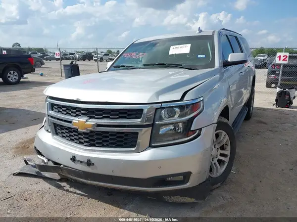 1GNSCHKC2LR265984 2020 CHEVROLET SUBURBAN - Image 2