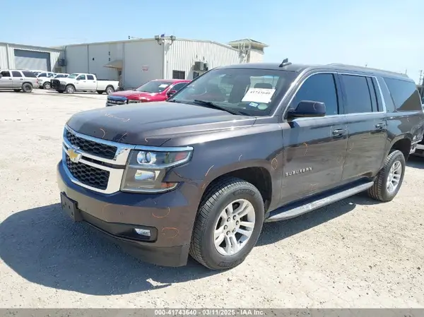 1GNSCHKC3GR313126 2016 CHEVROLET SUBURBAN - Image 2