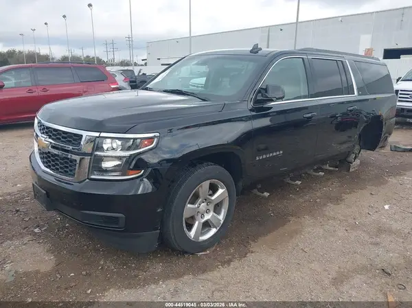 1GNSCHKC3HR233942 2017 CHEVROLET SUBURBAN - Image 2