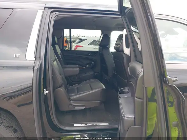 1GNSCHKC3HR233942 2017 CHEVROLET SUBURBAN - Image 8
