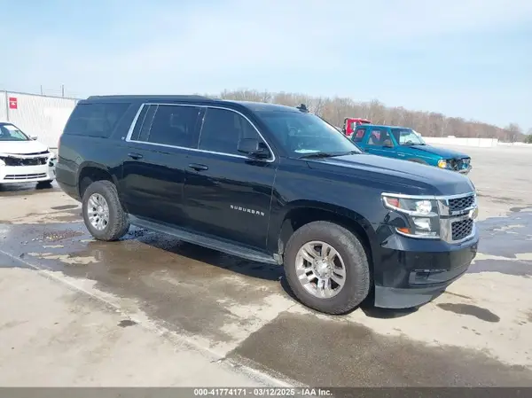 1GNSCHKC3JR237396 2018 CHEVROLET SUBURBAN - Image 1