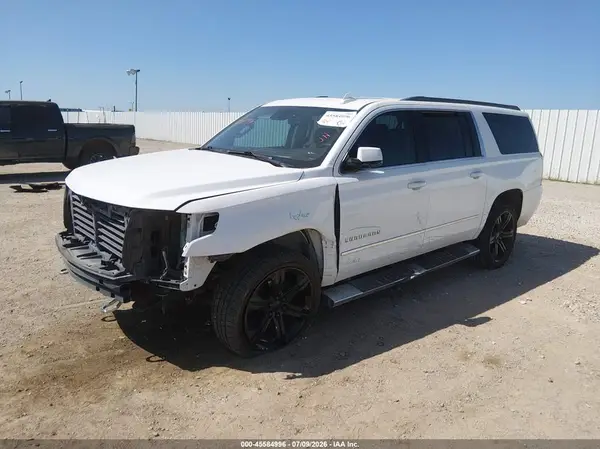 1GNSCHKC3JR303252 2018 CHEVROLET SUBURBAN - Image 2