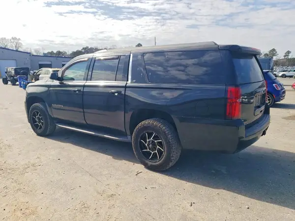 1GNSCHKC3JR335280 2018 CHEVROLET SUBURBAN - Image 2