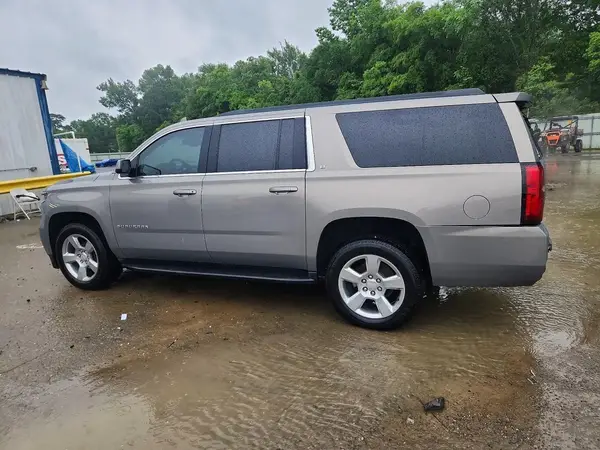 1GNSCHKC3KR261179 2019 CHEVROLET SUBURBAN - Image 2